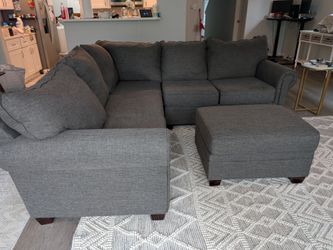Lightly used L sectional couch w/ottoman