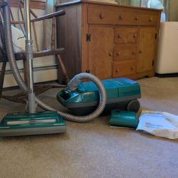Kenmore Canister Vacuum 
