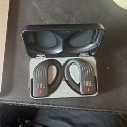 JBL Performance Peak Wireless Headphones