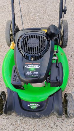 Push lawnmower lawn boy 21"