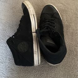 Converse Lightly Used 11