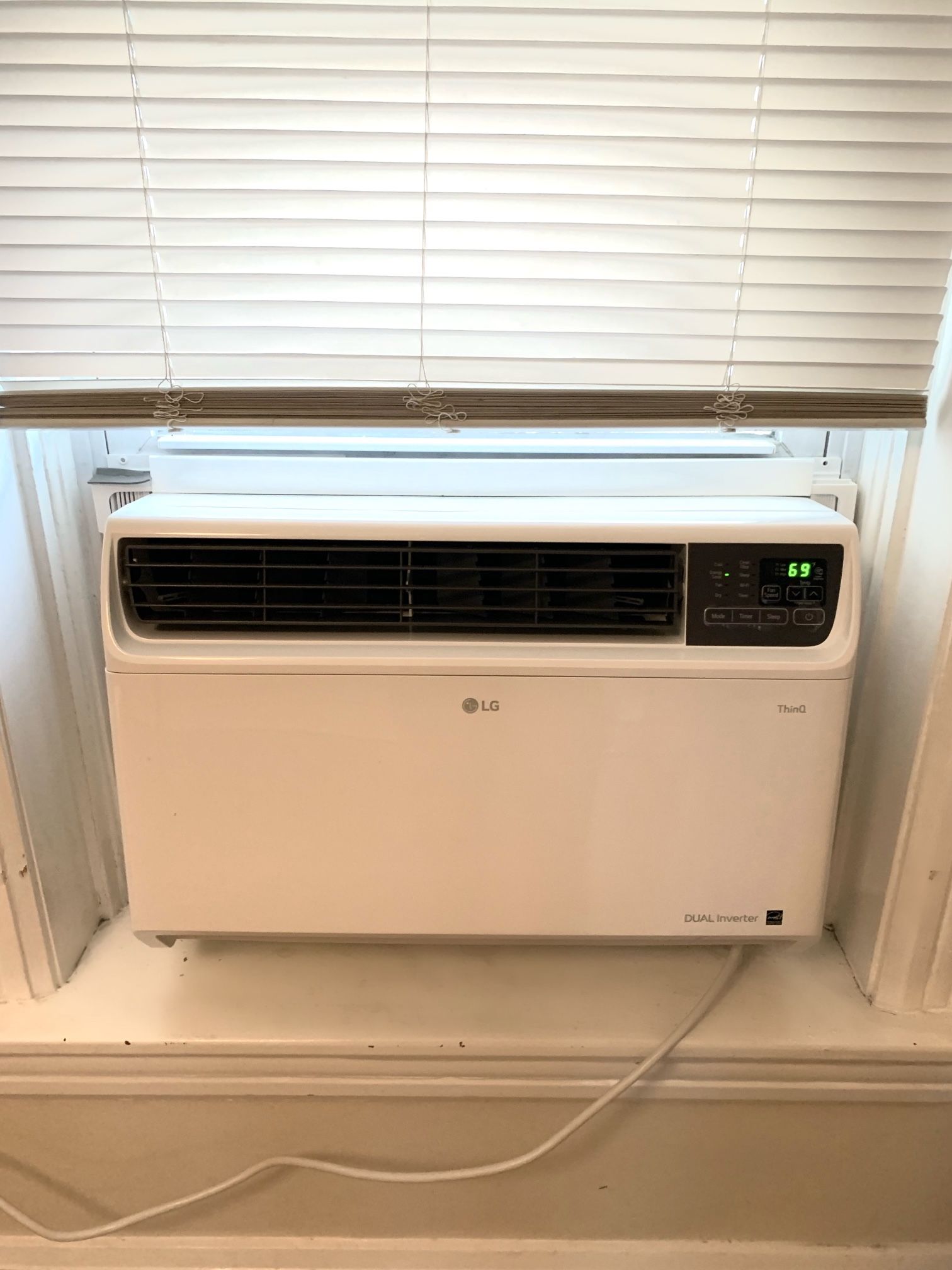 LG 1,000 Sq. Ft. Smart Window Air Conditioner 