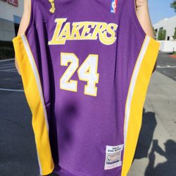 Lakers Kobe Bryant Throwback Jersey