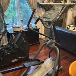 Precor Elliptical Machine EFX 5.19