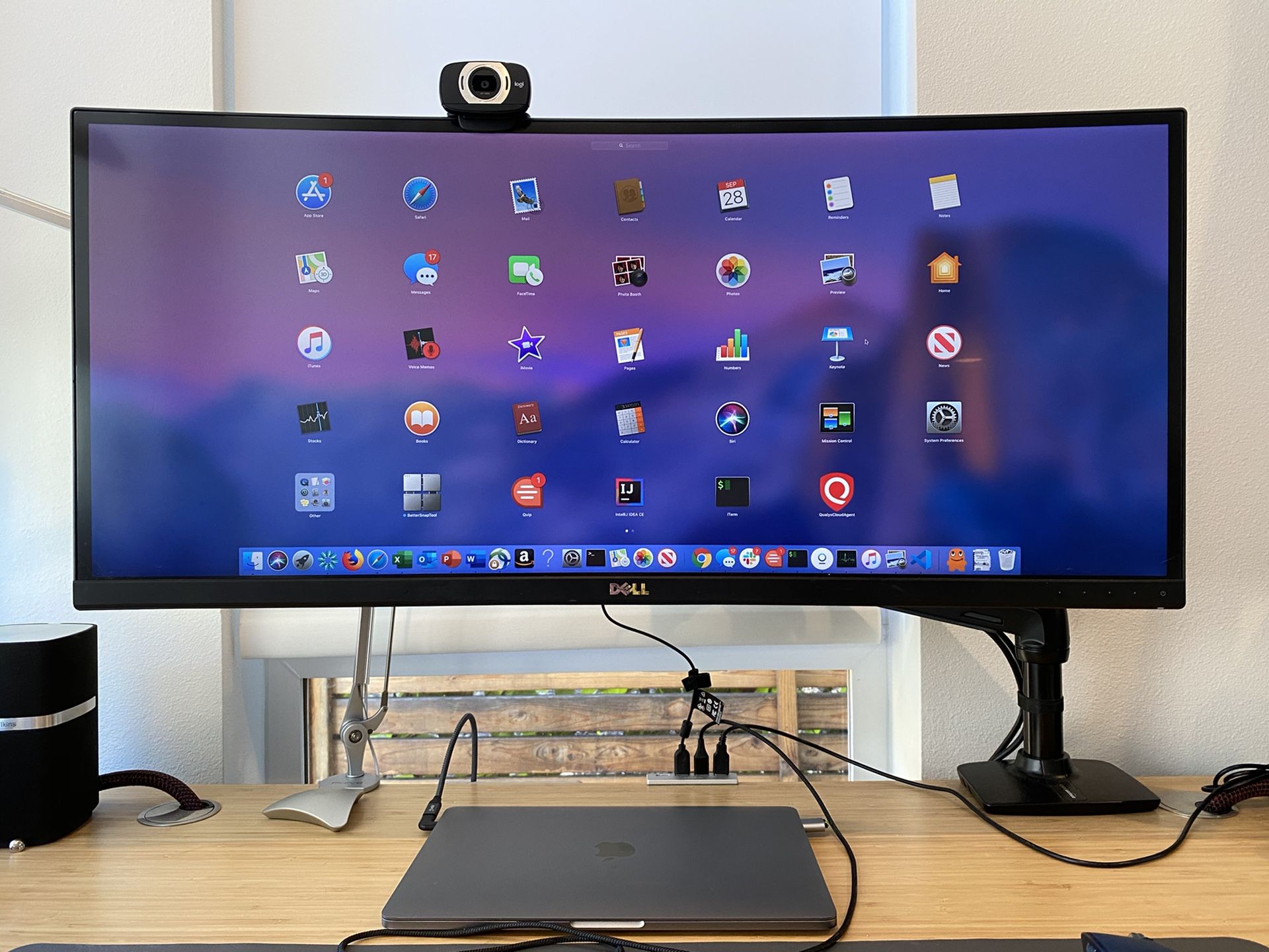 Dell 34 inch curved display with Amazon Basic monitor arm