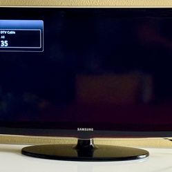 ⭕️ Samsung 32 Inch Flat Screen TV – No Smart TV