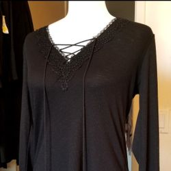 Black Bell Sleeve Top M