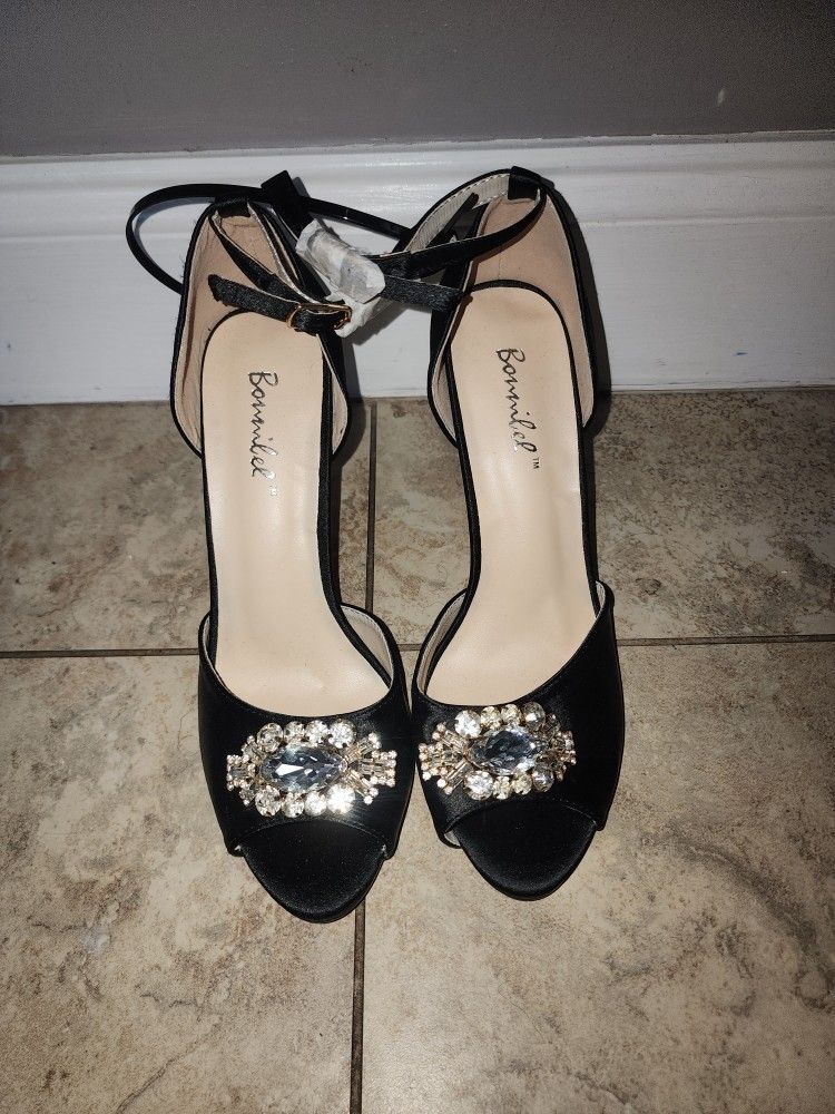 Black Satin High Heels- Size 9- Brand New