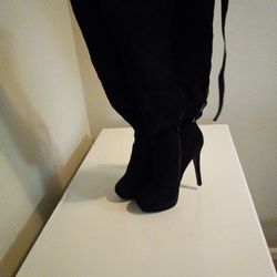 Black High Heel Boots
