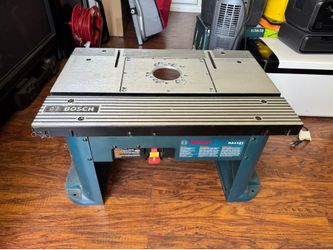 Bosch router and router table