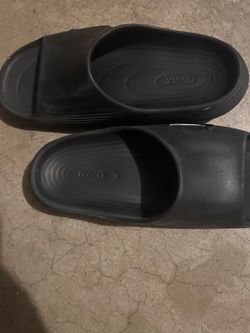 black nike calm slides size 11