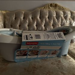 Baby Tub and baby walker