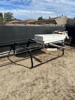 Rack & trunk box Toyota Tacoma 05-15