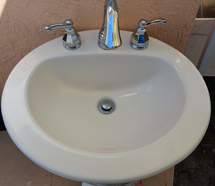 CERAMIC BATHROOM SINK WITH FAUCET-BEAUTIFUL