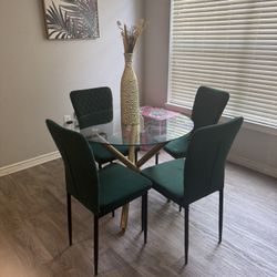 Dining Table And Chairs 