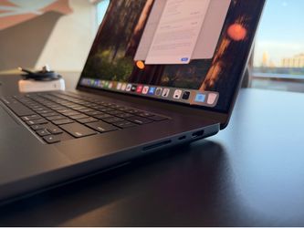 Apple Macbook Pro M4 16 inch