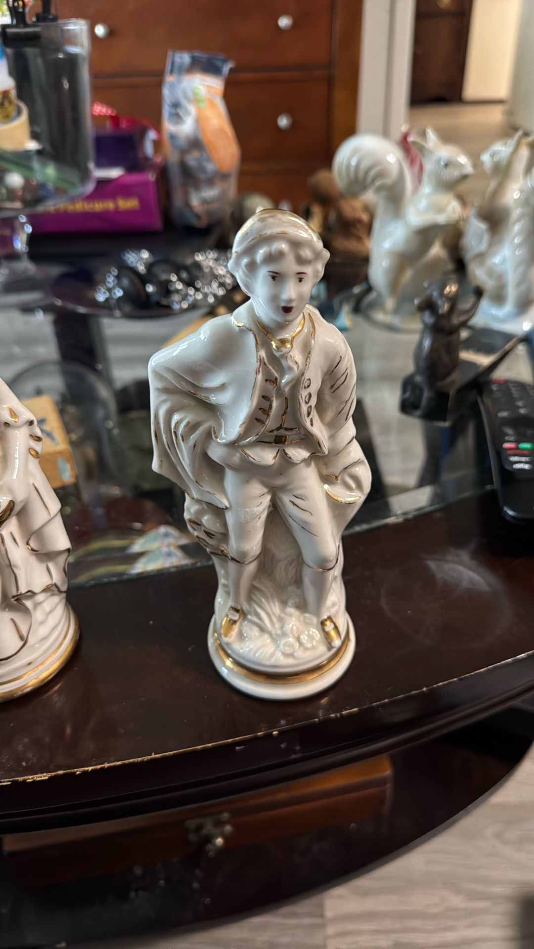 A pair of porcelain figurines