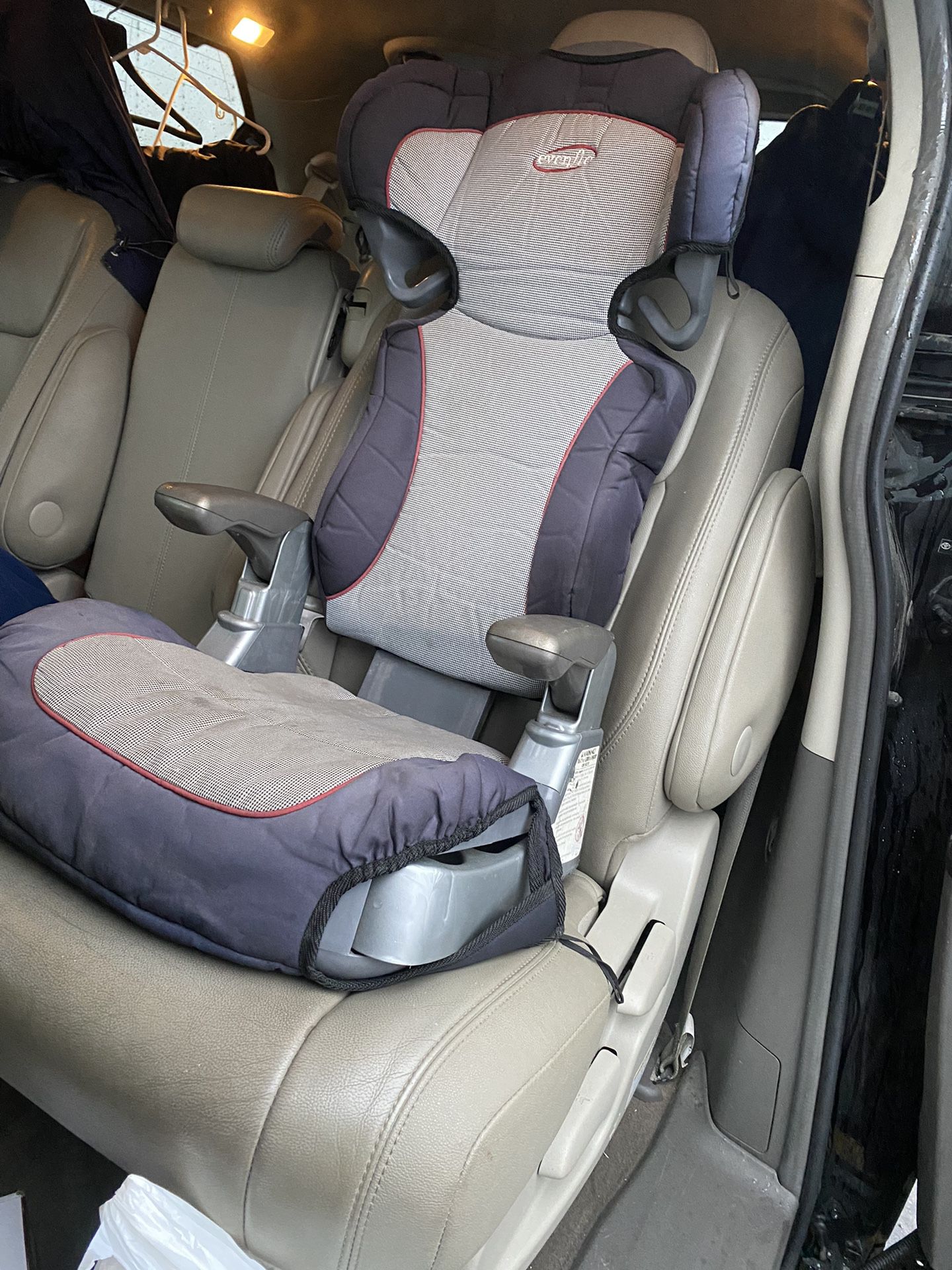 Child car Seat by Evenflo