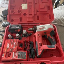 Milwaukee Expansion Tool
