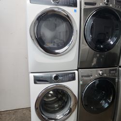 SET ELECTROLUX STEAM WASHER AND ELECTRIC DRYER 