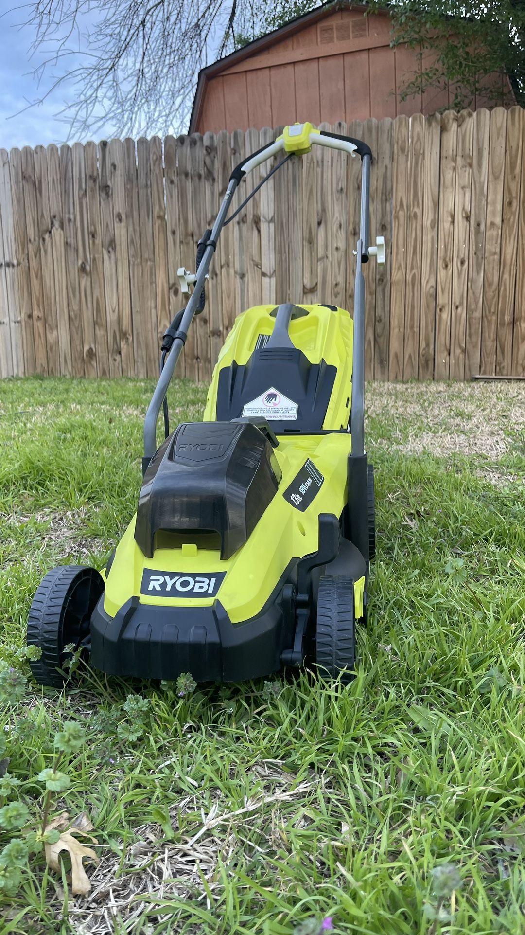 Ryobi Nueva Cargador Y Batería Incluida