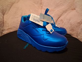 Kids sketchers us size 13k