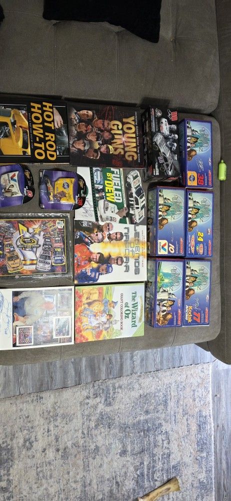 Nascar Die Cast Wizard Of Oz And Others