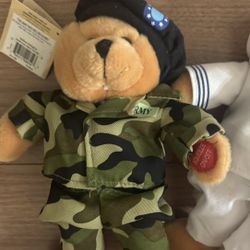 New Chantilly lace army bear with tags needs batteries