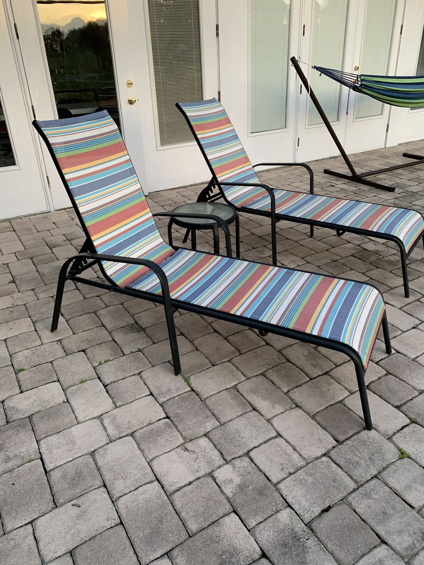 Patio Loungers & table