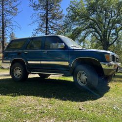 1991 Toyota 4Runner PARTING OUT