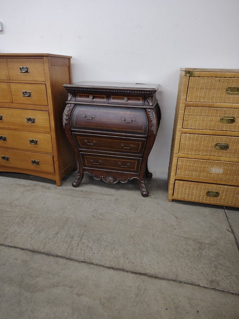 Hooker Bombay Style Dresser