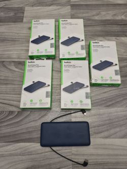 NEW Belkin BoostCharge Plus 10K Power Banks Lightning + USB-C
