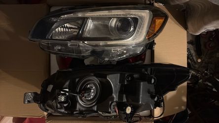 2015 Subaru WRX Limited headlights