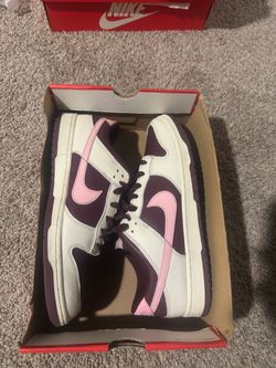 Nike Dunk Low Valentines