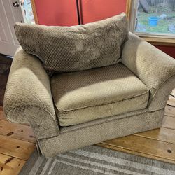 Free-oversized Chair