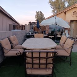 Mallin Patio Furniture Good Condition 