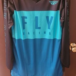 2 Medium Fly Female Bicycling Jerseys