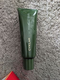 Brand new Cyklar Bergamot  Bond nutrient rich body cream with niacinamides