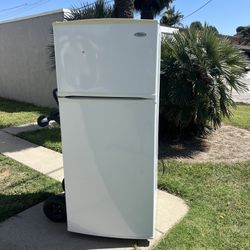 Fridge 65 tall 28 wide 28 deep Works Perfect Delivery Available You