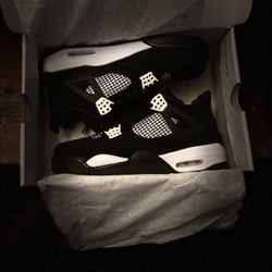 Jordan 4s Thunder, White, And Black