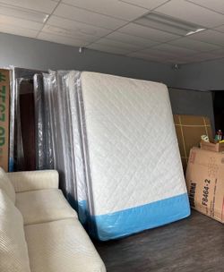 New~ Quality individual mattress~ Great buy:)