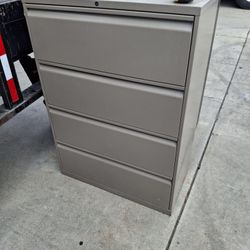 4 Drawer File Cabinet