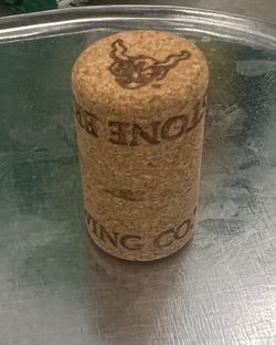 Wine Corks - New    (635)