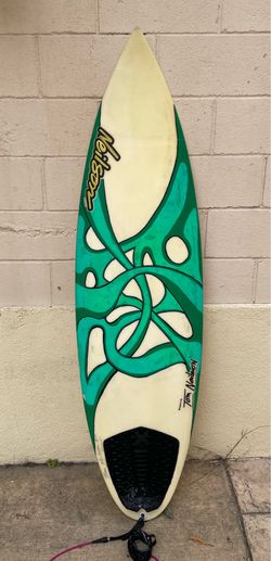Neilson Surfboards Shortboard – Shaped by Tom Neilson | Green Tribal Artwork | Thruster Setup