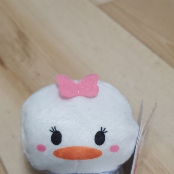 Disney tsum tsum daisy qtyl