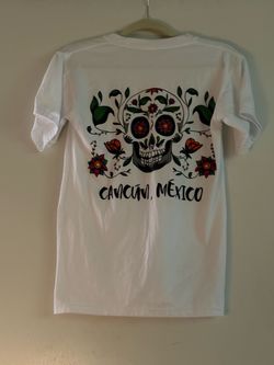 Vintage-La Iguana Cancun Mexico Sugar Skull T-Shirt - Size Small