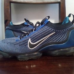 Nike Vapor Max Size 9 Men's $45