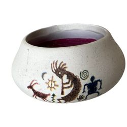 Vintage 1994 Our Secret Southwest Kokopelli Beige Designer Candle  Bring a touch of the Southwest into your home with this beautiful vintage 1994 Our 