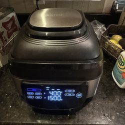 New Chefman Electric Countertop Grill / Air Fryer 