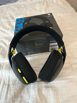 G435 Logitech gaming headphones